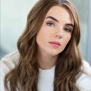 Meet your Posher, Tiara